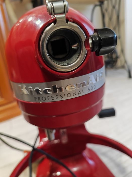 планетарен миксер kitchenaid professional 600