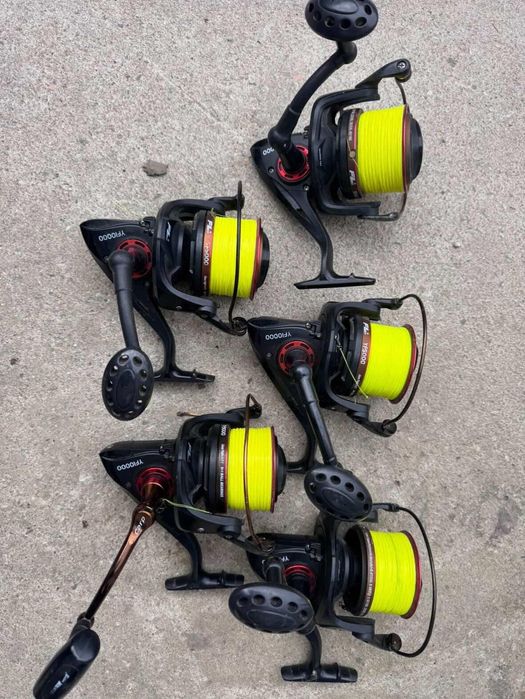 Vând 6 Mulinete FL  Yf 10000, 300 de lei toate 6 buc