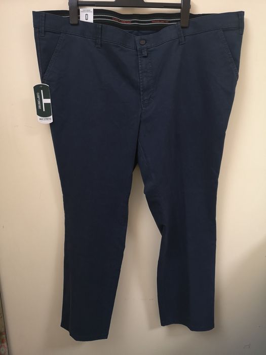 Pantaloni bărbați marime 3 XL