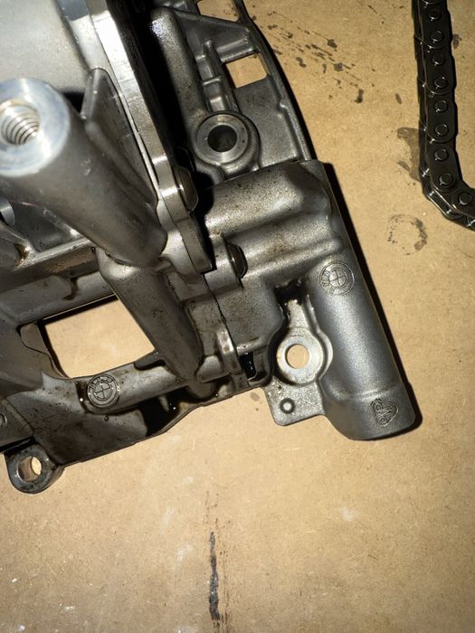 Маслена помпа F30  BMW 3.0D 258 к.с.