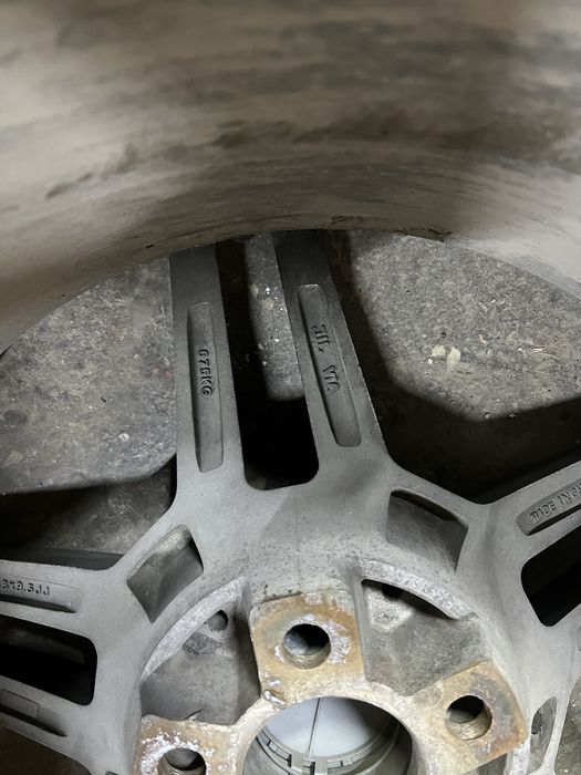 Мерседес R18 диски