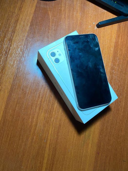 iPhone 11 64gb 71% акб