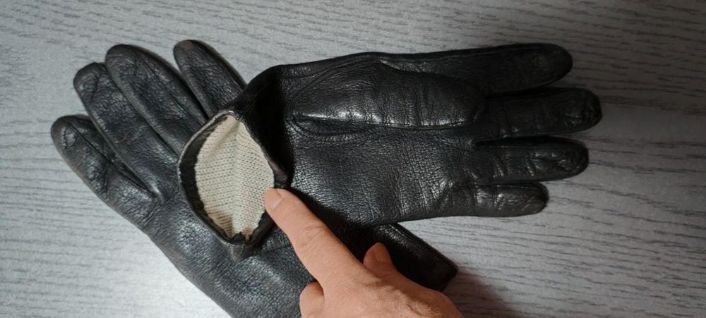 Manusi de piele naturală