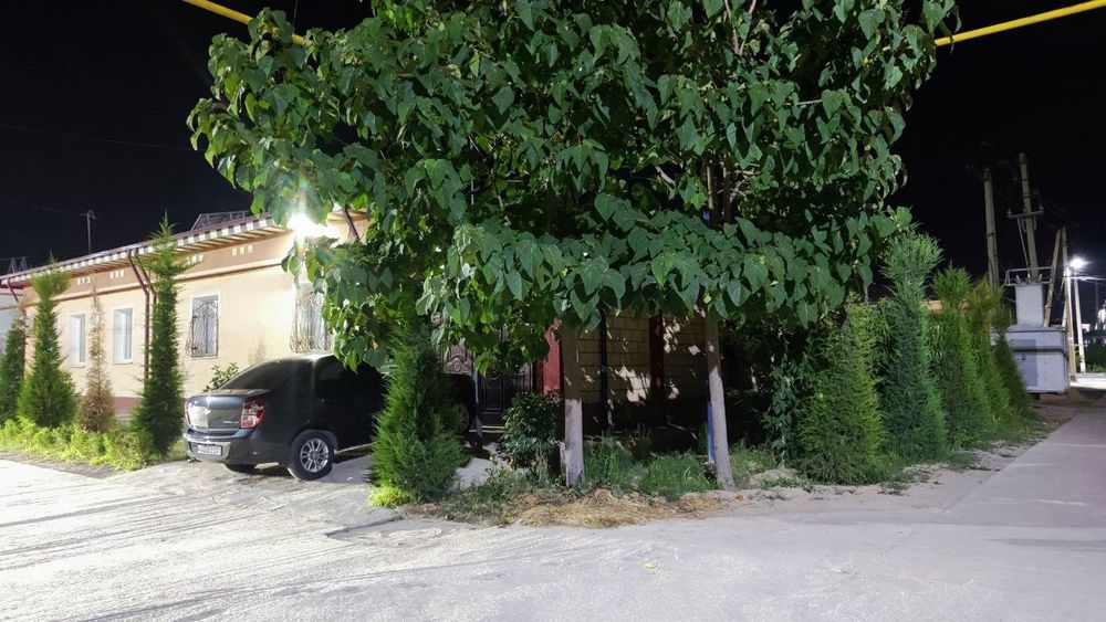 Миндонободда 2 сутиклик уй сотилади