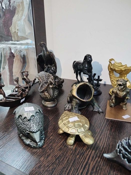 Статуэтки пепельницы