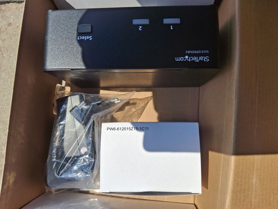 Port display,port switch cu monitor dublu 4 k  60 hz