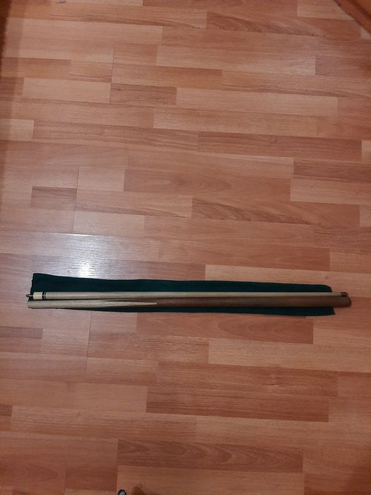 Кий ручная работа 90000 б/у