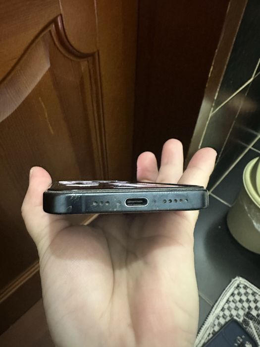 Продам айфон 15 про 256 ГБ