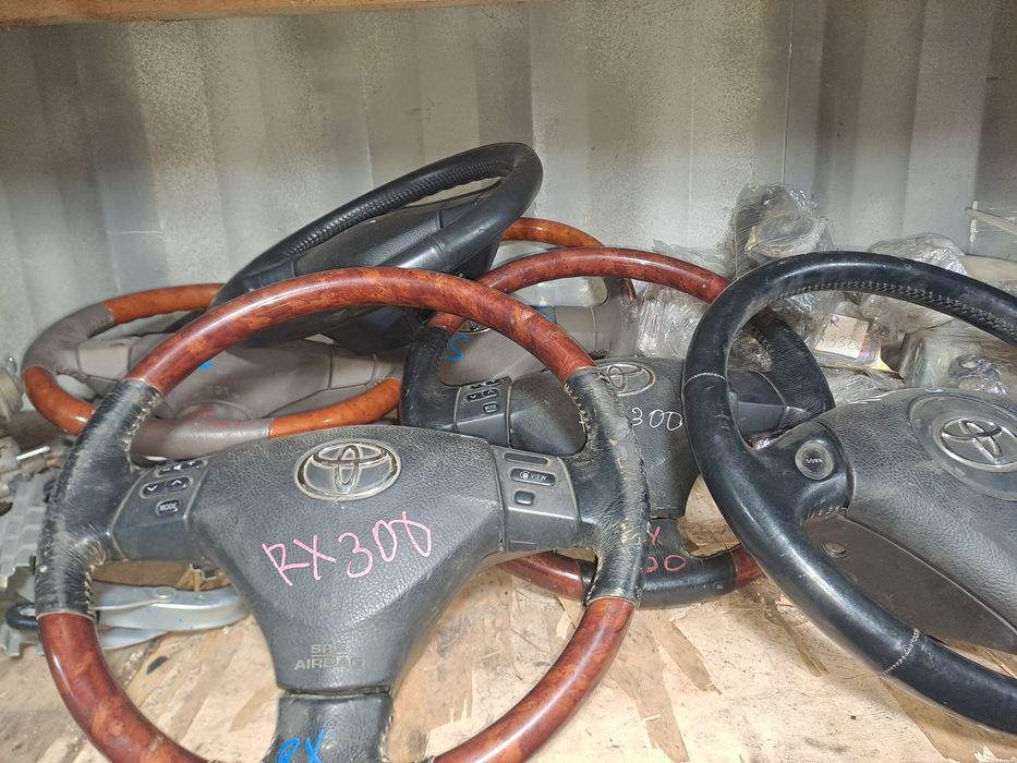 Руль дерево на тайота