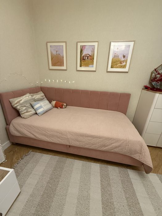 Кровать односпальная