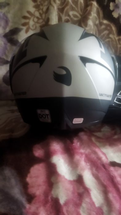 Продам новый гермошлем модуляр.