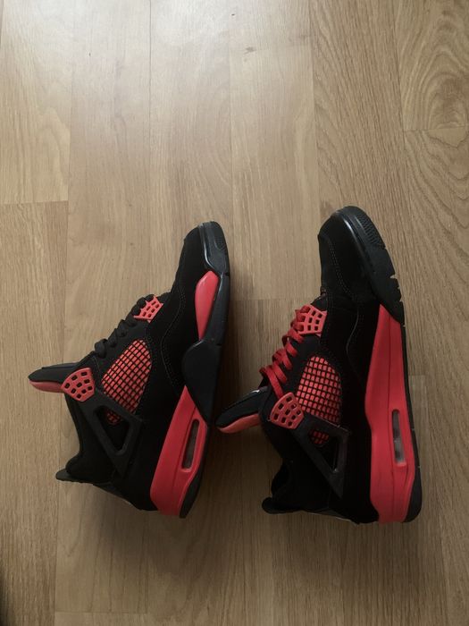 Jordan 4 red thunder