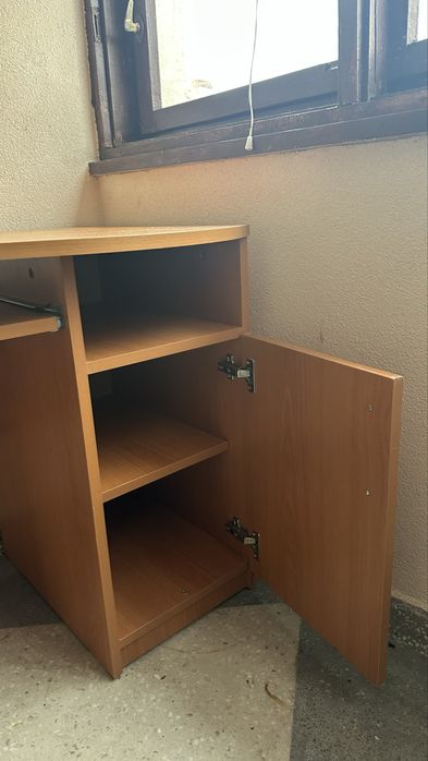 Ученическо бюро в дървесен цвят