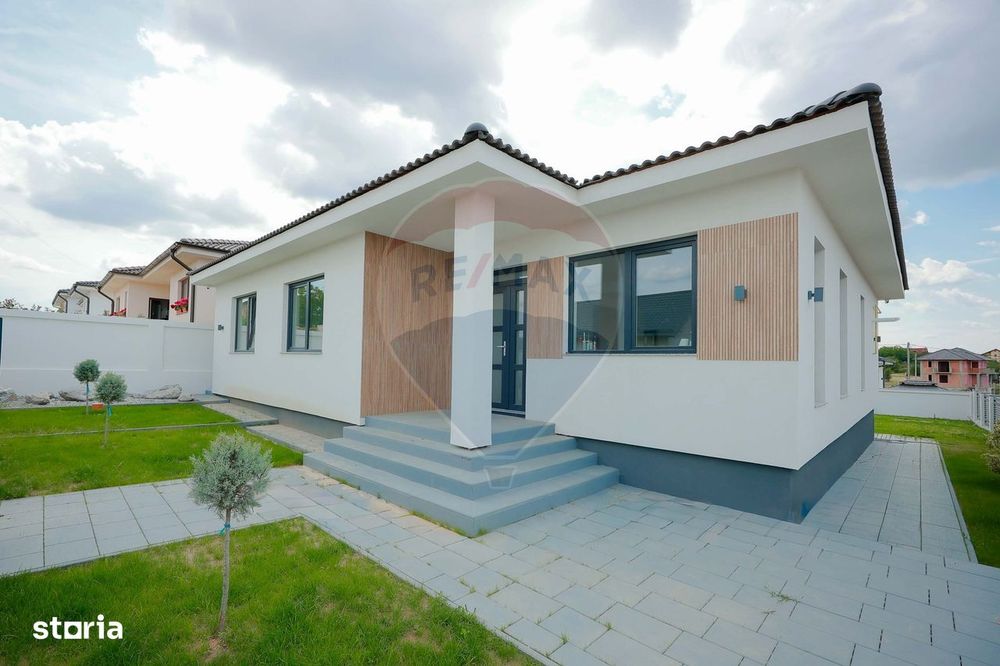 De vânzare Casă Nouă, finisată, 4 camere - Paleu