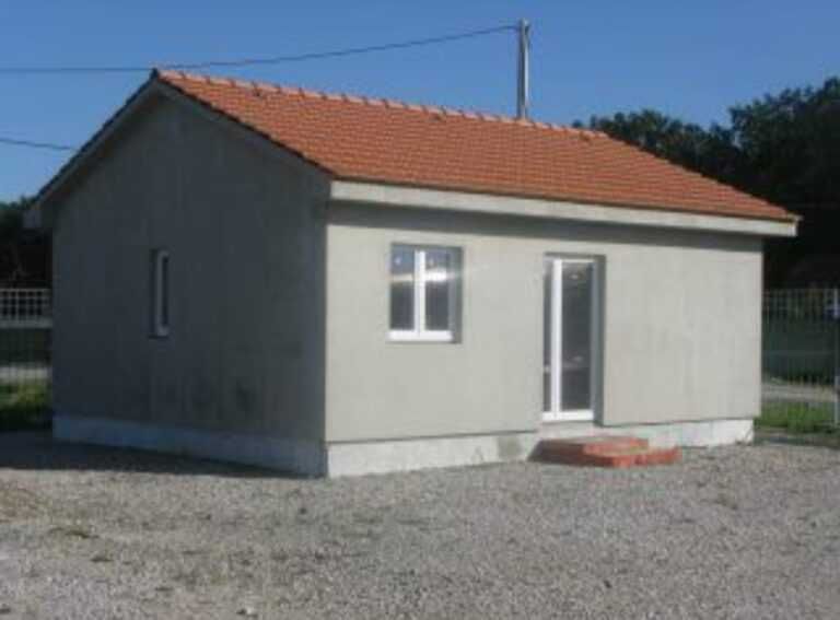 Casa Modulara, Garaje Auto si Containere din structura metalica si panou sandwich termoizolant