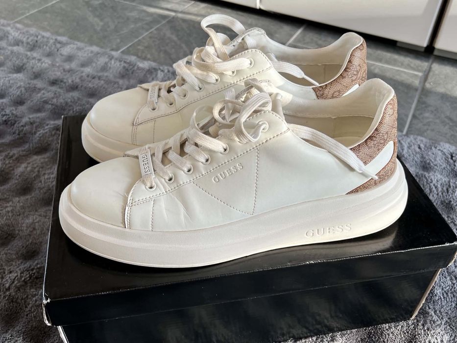 Pantofi Guess barbatesc