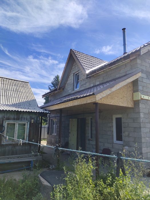 Продам 2дома на одном участке