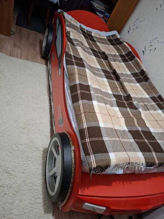 Продам кровать для подростка