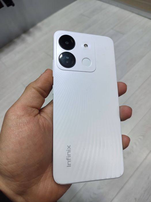 infinix smart 7   4/64 gb ( obmen )