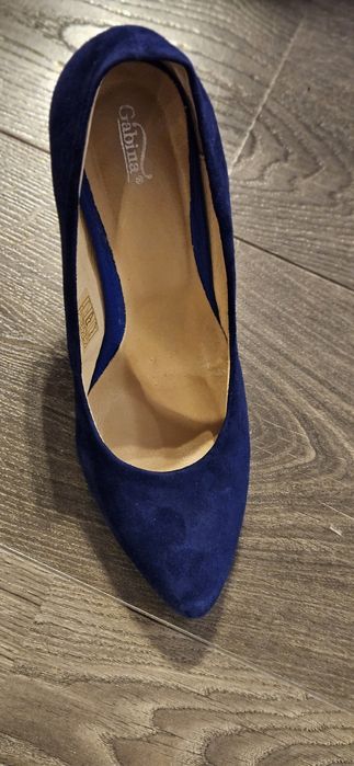 Дамски обувки Gabina от велур на ток - 39 номер
