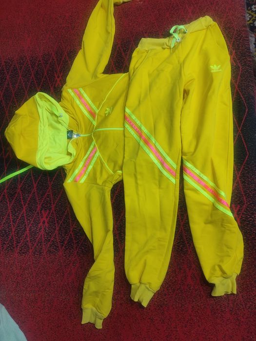 Спортивный костюм Адидас