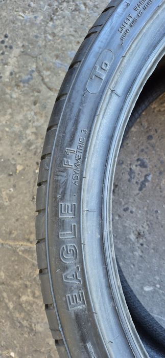 4 anvelope vara noi,2 Goodyear,2 Michelin 265/35/22.Pretul este pe bucata.