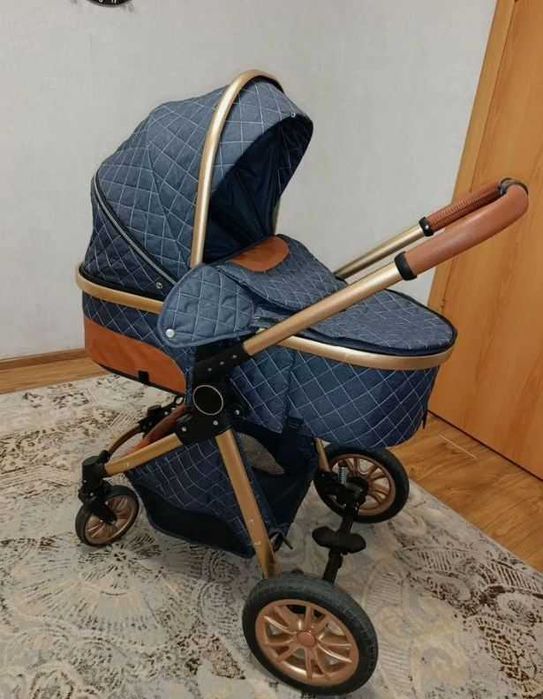 Детская коляска 3 в 1