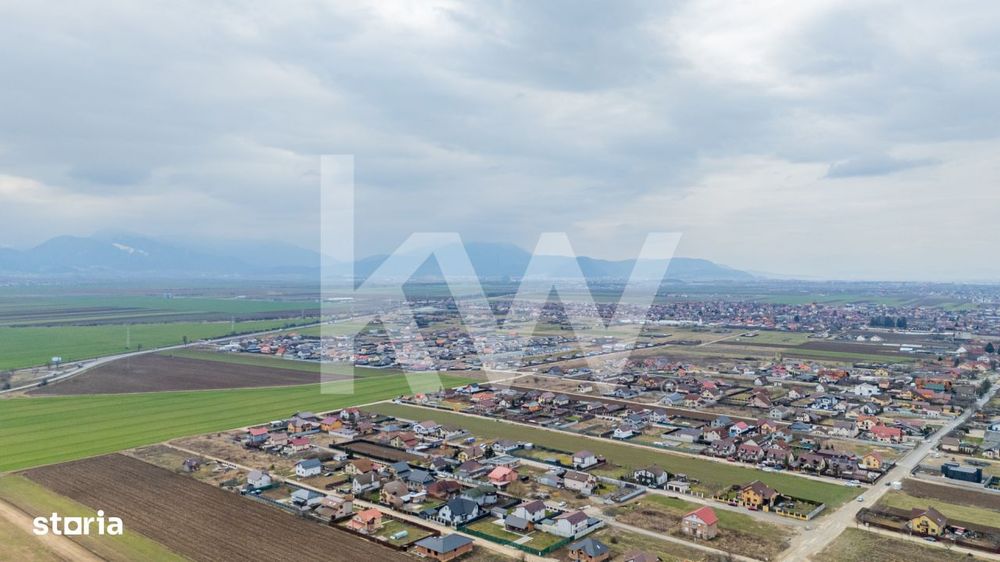 Teren intravilan Harman, 500 mp, zona buna, vecinatati construite, com