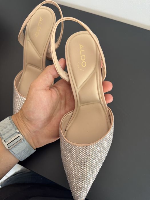 Pantofi cu toc aldo marimea 36