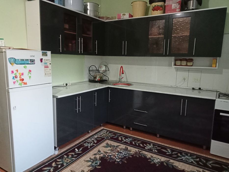 4 xonali davlat tomonidan qurilgan kotej