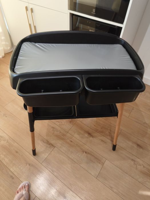 Masuta de schimbat si infasat BabyGo Change Me, Black