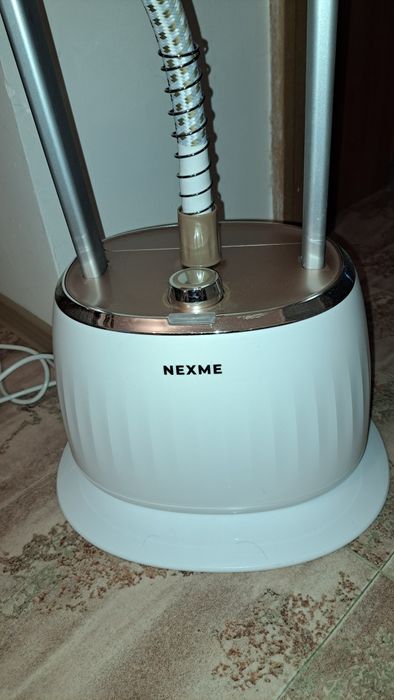 Продается паровой утюг новый