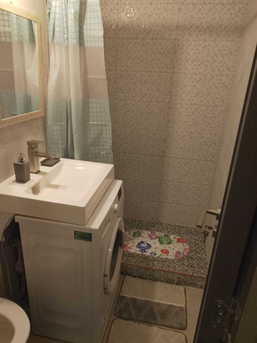 De inchiriat garsoniera.