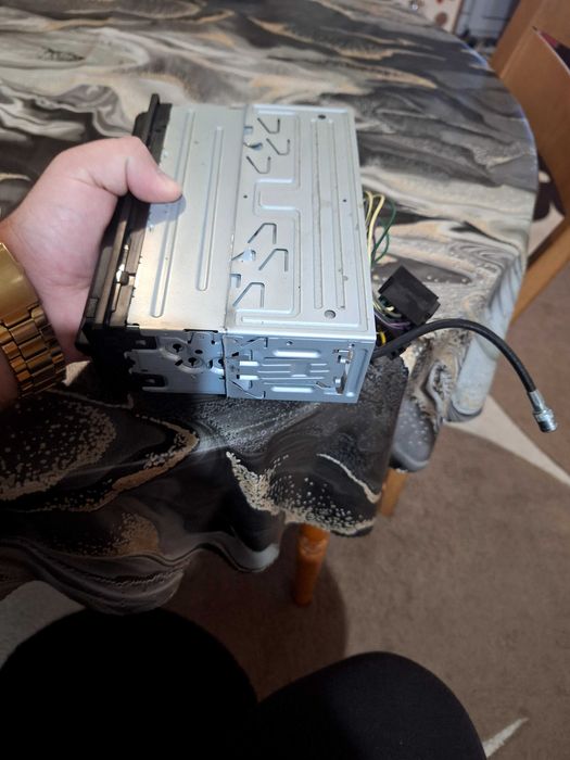 Cd player за кола Sony