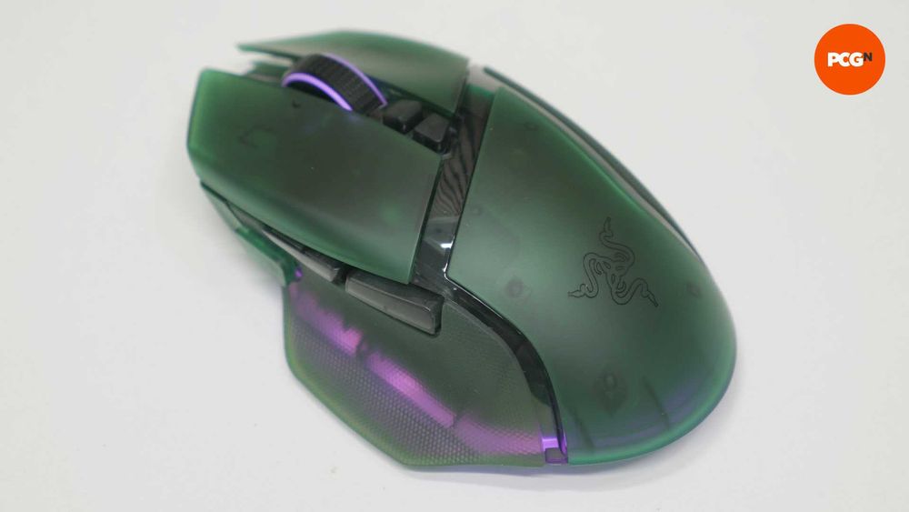 Razer Basilisk V3 Pro Phantom Green Edition Shell Swap