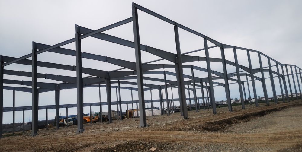 Confectii Metalice Hale