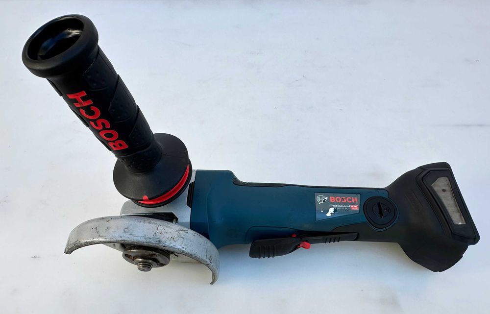 BOSCH GWS 18V-10 PC - Акумулаторен безчетков ъглошлайф