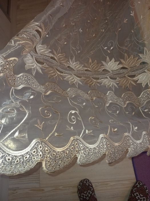 Пердета - 2 броя и един брой за врата-70лв.