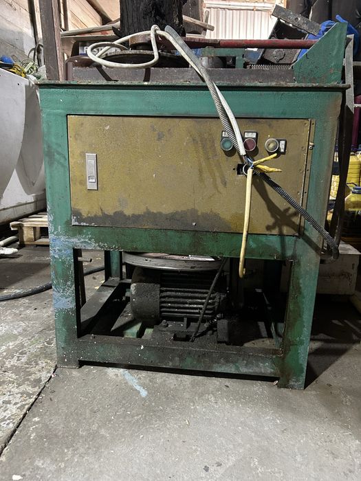 Продам  срочно не дорого трубогиб  для нержавейки и ржавейки  металов