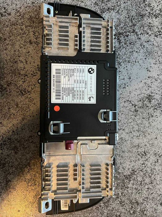 Монитор голяма навигация бмв ф10 ф11