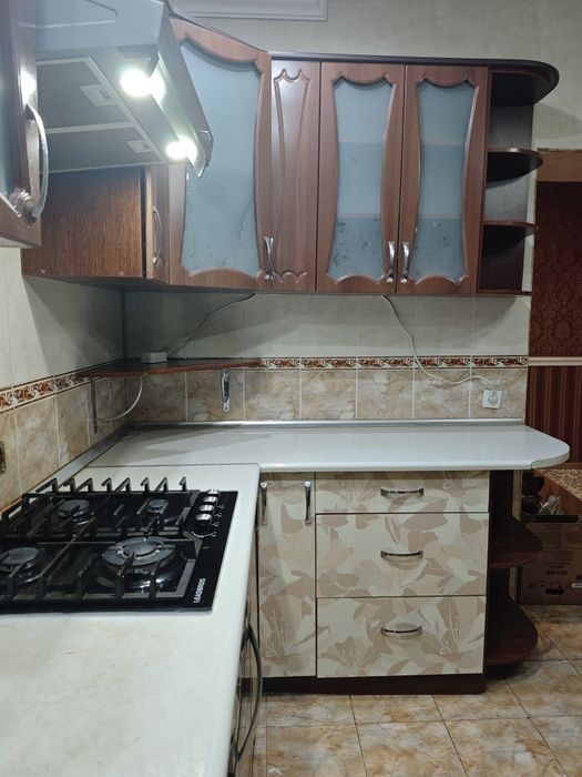 Кухонный гарнитур с техникой