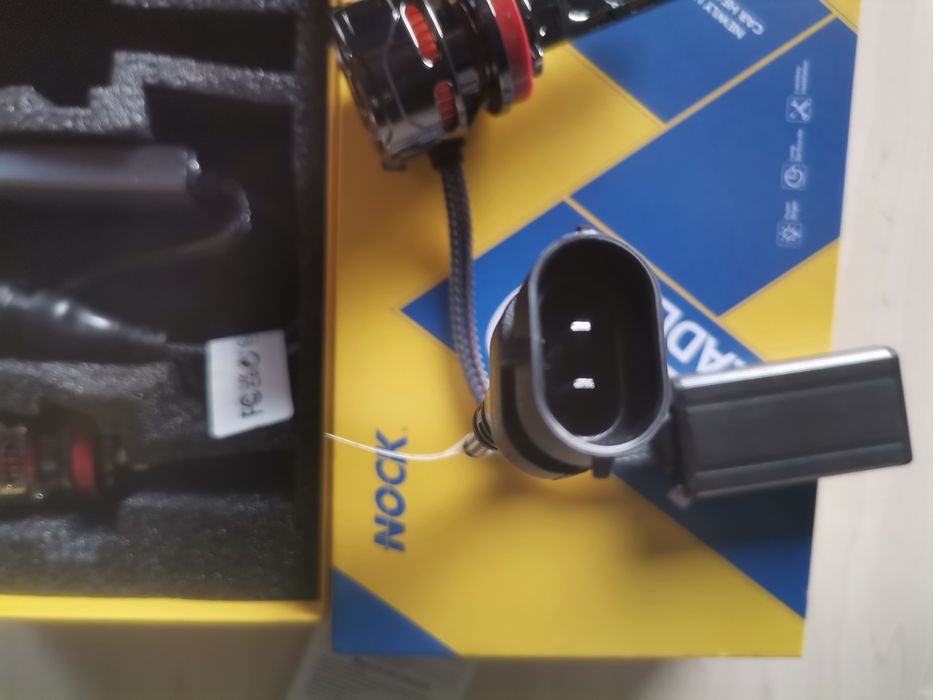 Лед крушки чип 9570  H8/H9/H11/H16