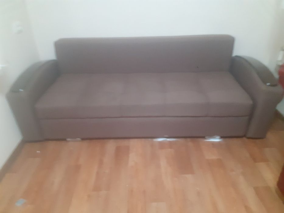 Продаётся мягкий диван