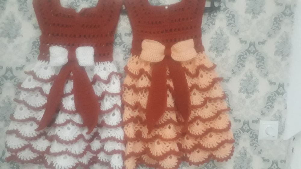 Продам вязаный платье