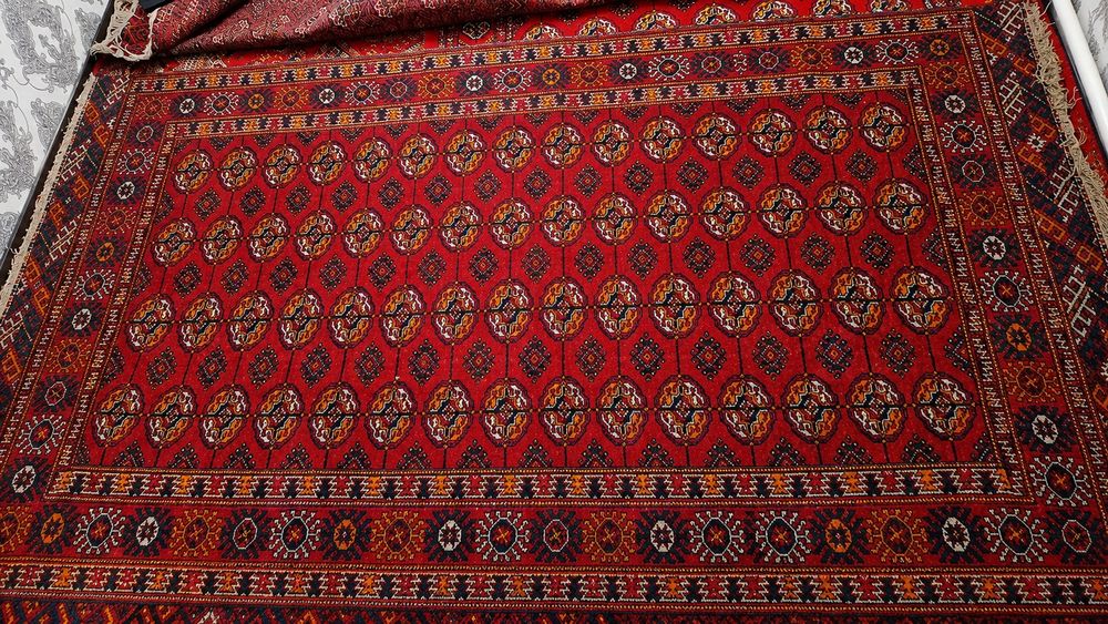 Tarixiy Turkman Gilami