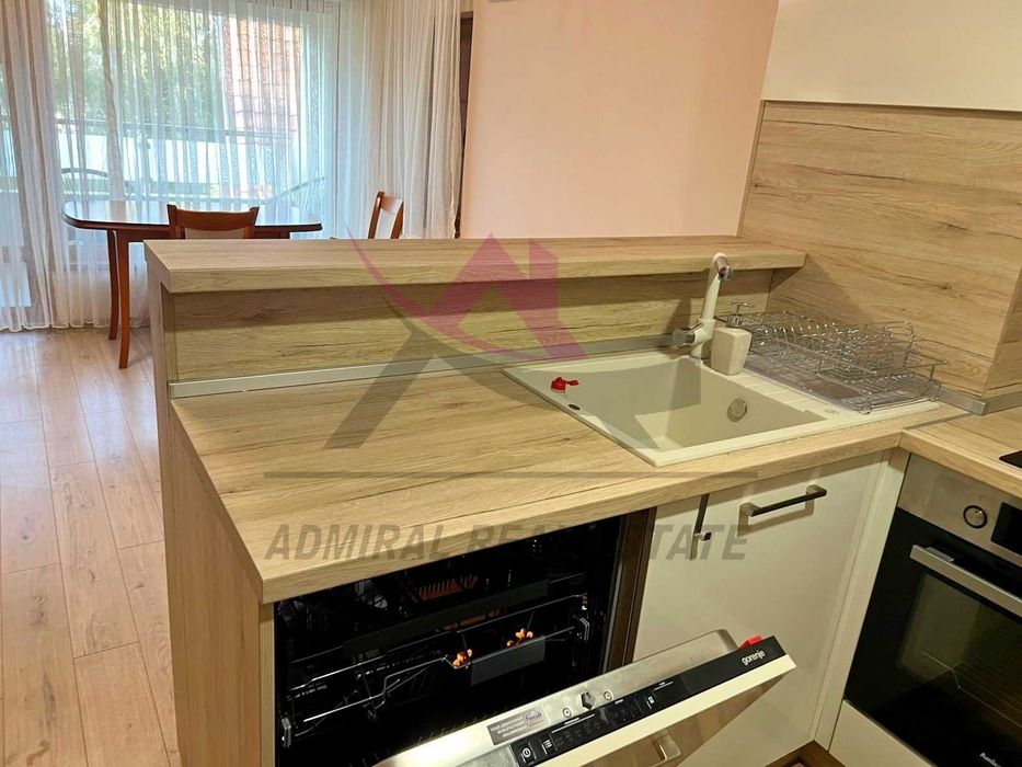 Дава се под наем Двустаен апартамент в Варна, м-т Зеленика - 65 кв.м за 511 € - Снимка #1