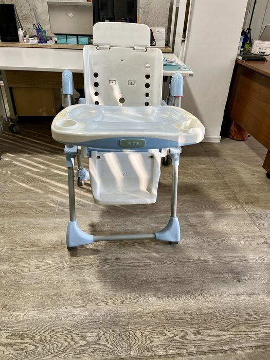 Продам детский стул трансформер