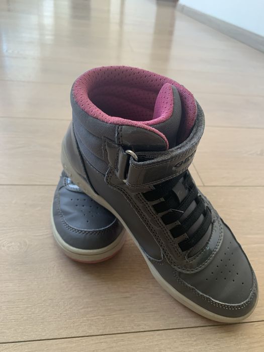 Ghete geox nr 35,stare buna interiorul masoara21cm