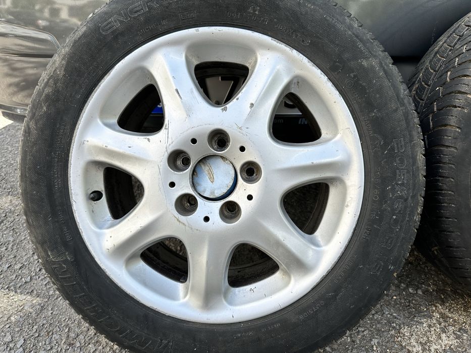 Алуминоеа джанти 16