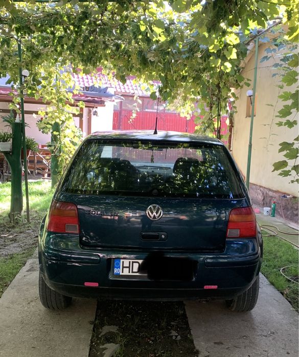 Vând golf 4………..,